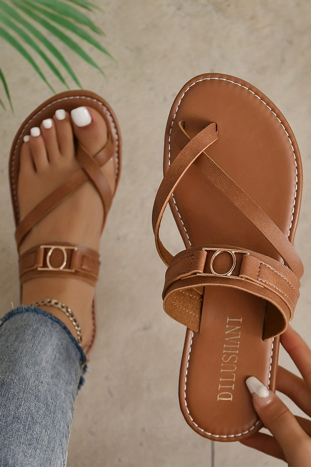 Chestnut Cross Toe Metal Buckle Sandals