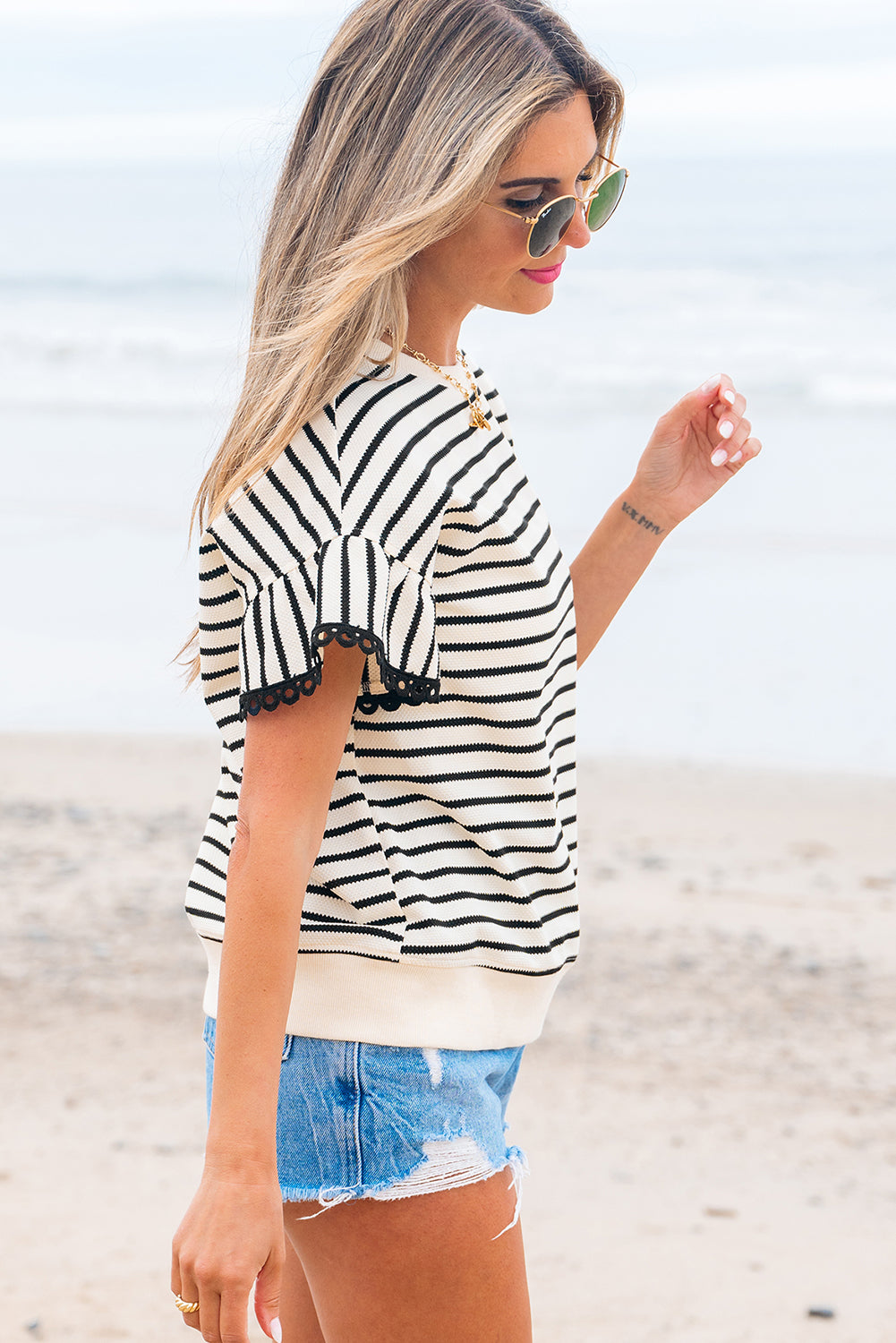 PIPER STRIPE SCALLOP TOP