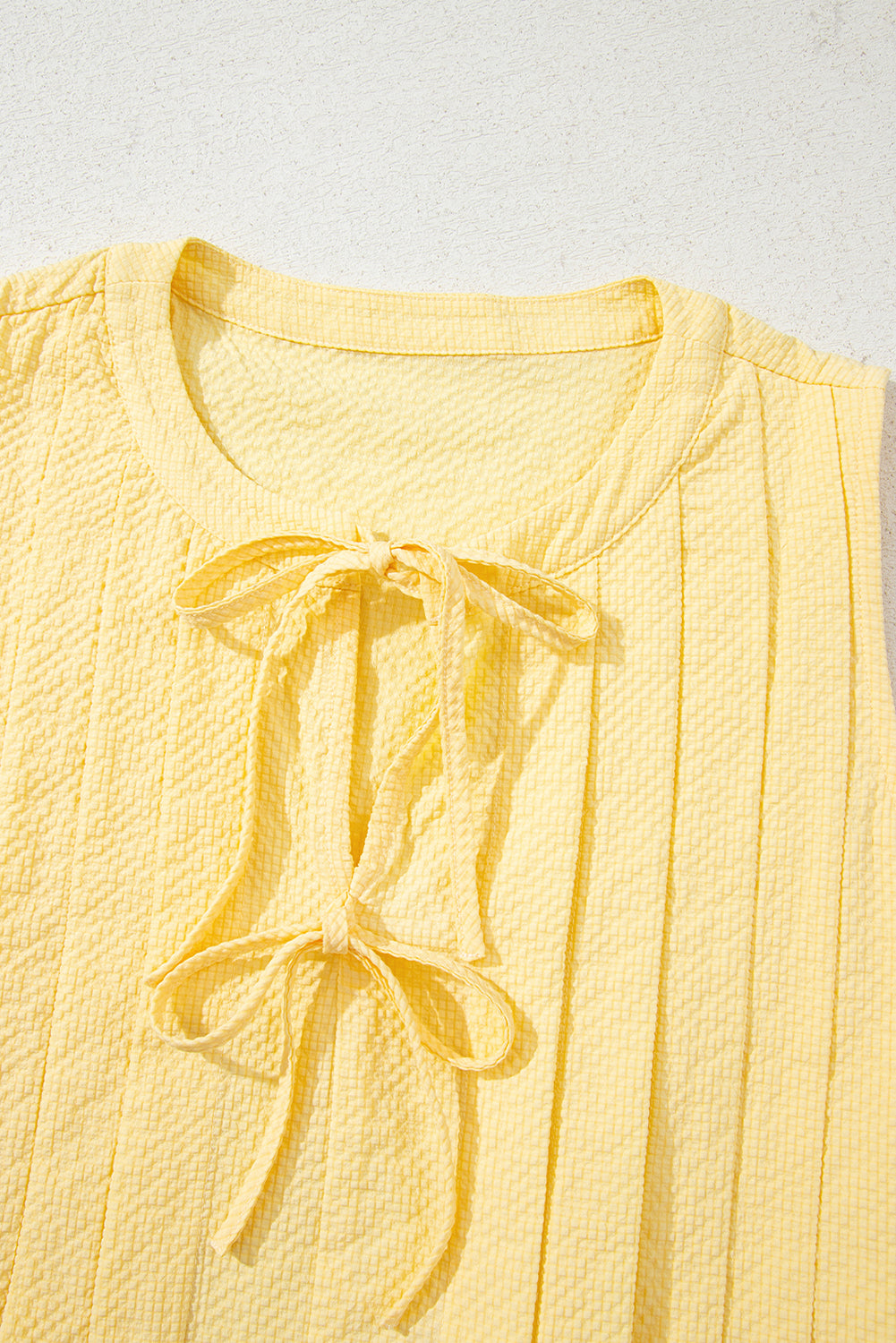 LEMON YELLOW TOP