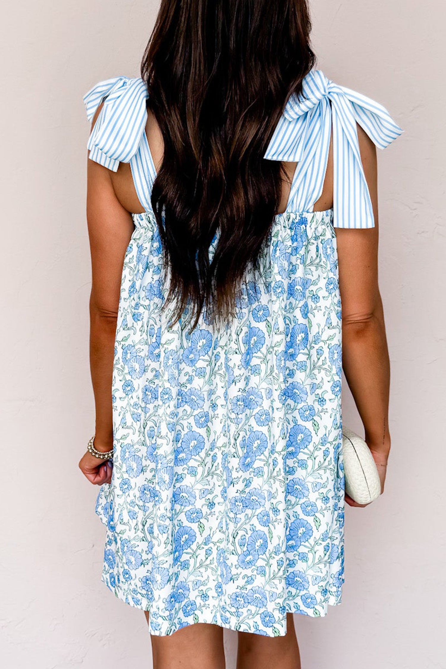 JAN WITH A TAN DRESS