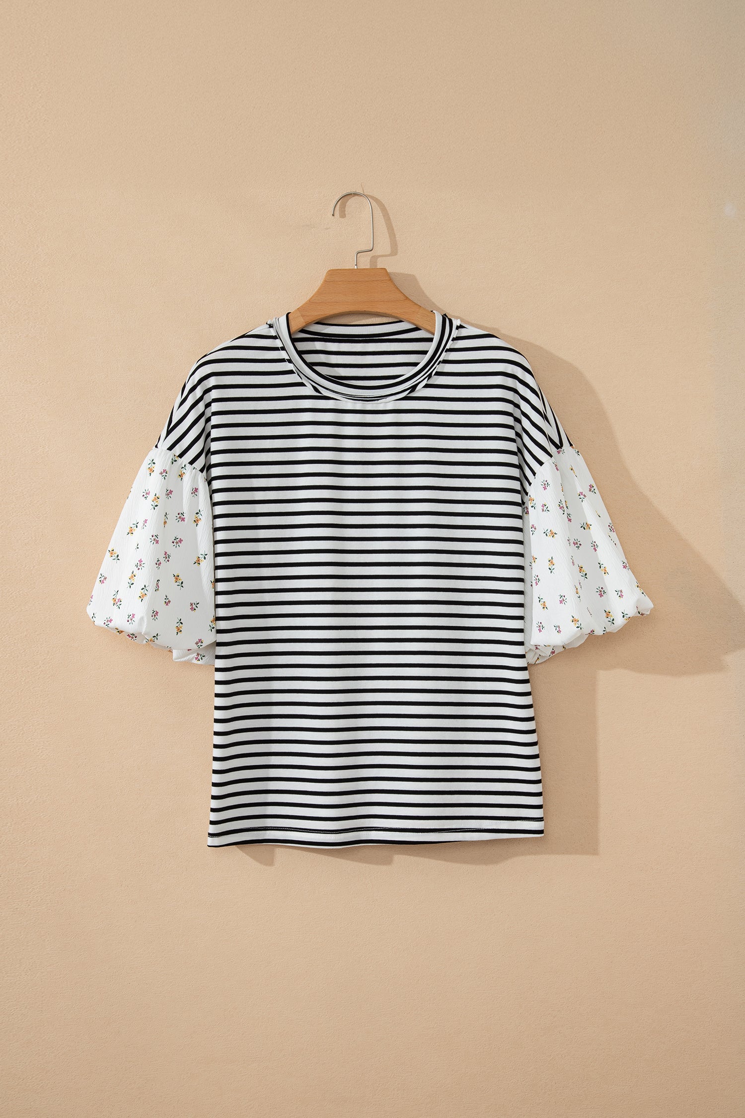 STRIPE & FLORAL TOP