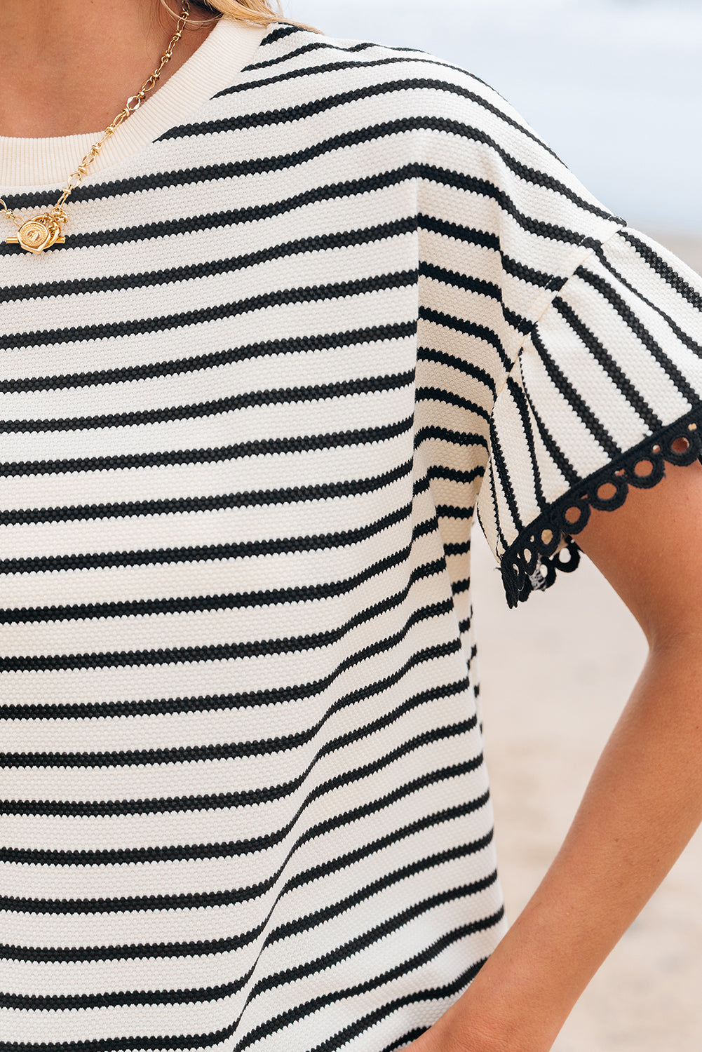 PIPER STRIPE SCALLOP TOP