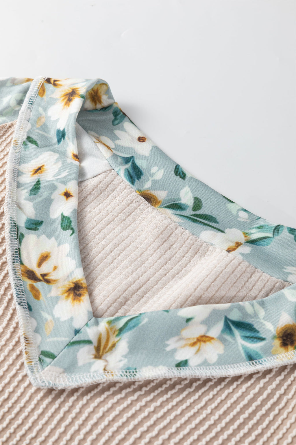 TESSA FLORAL SWEATER TOP