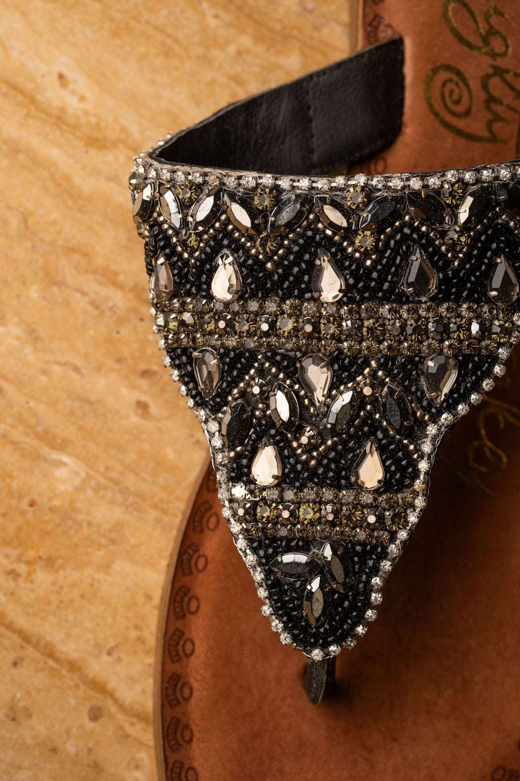 Loving U Sandals in Black